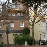 Flats-4U - Cosy, Quiet & Clean Apartments In The City